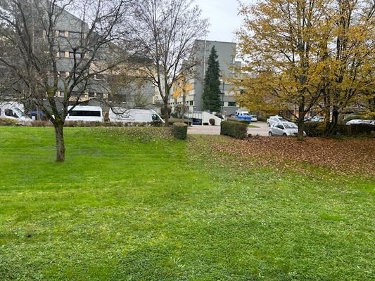 Blick vom Balkon zur Gartenseite