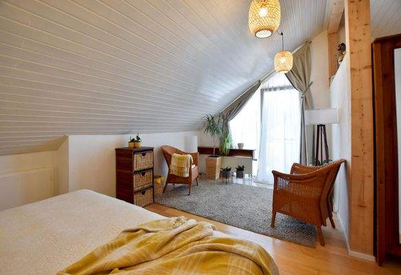 Bodentiefe Fenster auch im Schlafbereich