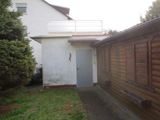 Gartenhütte und Garage