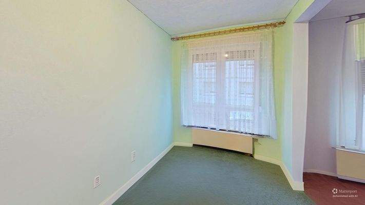 Karl-Marx-Str-22-Bedroom-Defurnished 3.jpg