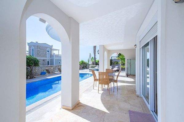 WhatsApp Image 2025-10-01 at 16.25.02.jpeg