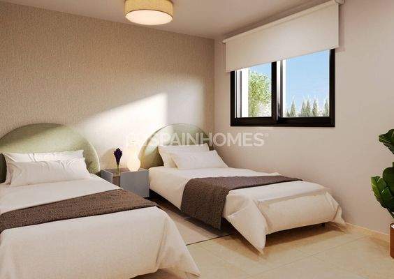 2- and 3-Bed Flats with Terraces and Shared Pool in Torrevieja