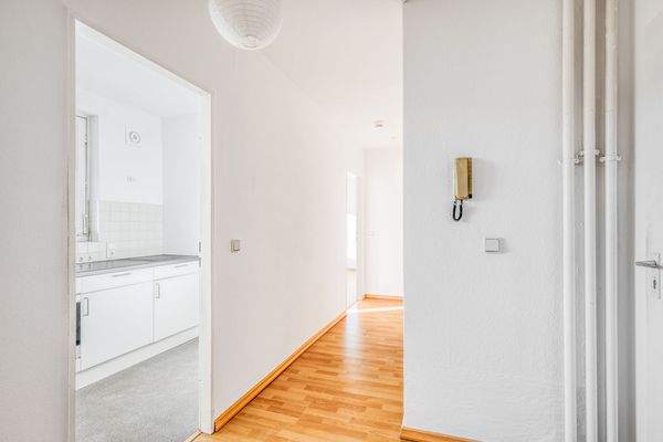 Entréebereich mit Blick zur Küche