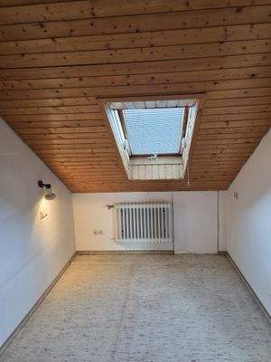 Kinder-/Gästezimmer/Büro im Dachgeschoss