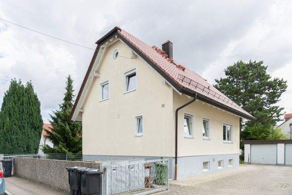 Außenansicht Straßenseite