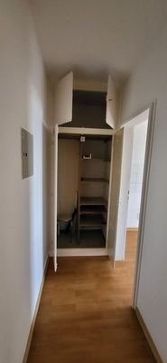 Flur, Schrank