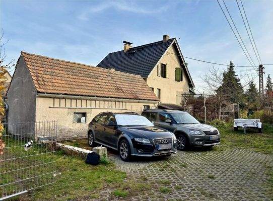 Hofansicht- Parkplatz