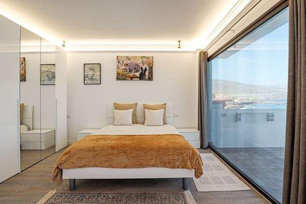 Exklusive Meerblick-Villa in erster Meereslinie von Punta Larga (1).jpeg