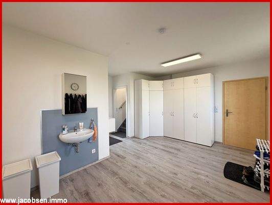 HWR und Treppenaufgang