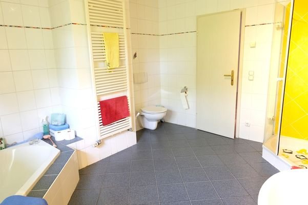 Badezimmer DG