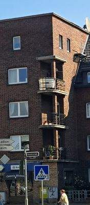 Oberrather Hausfassade - Austritt