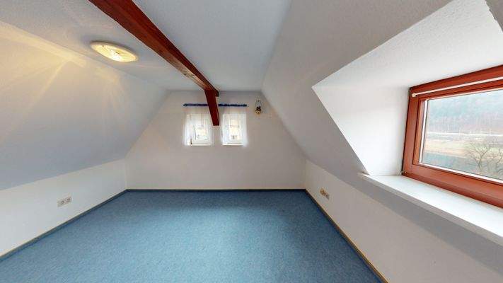 Zimmer 2 im Dachgeschoss
