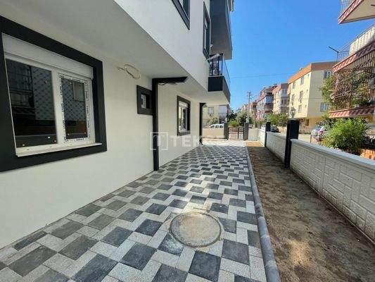 Ready to Move 2-Bedroom Flat in New Project in Antalya Muratpaşa