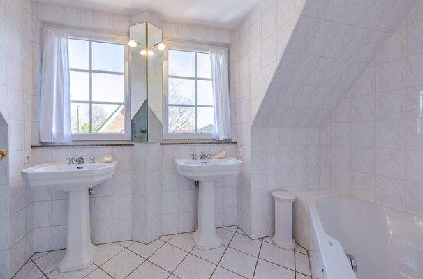 Vollbad mit Tageslicht