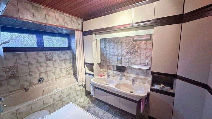 Bad 2 im Erdgeschoss