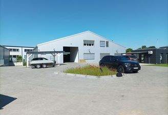 Aussenansicht große Halle