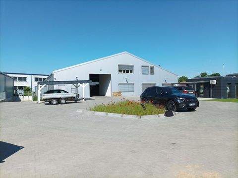 Eggersdorf Halle, Eggersdorf Hallenfläche