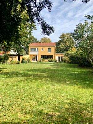 Rückansicht Bestandsgebäude