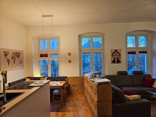Wohn- Essbereich mit offener Küche
