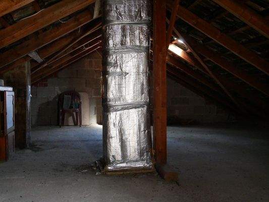 Dachgeschoss über Treppe zugänglich