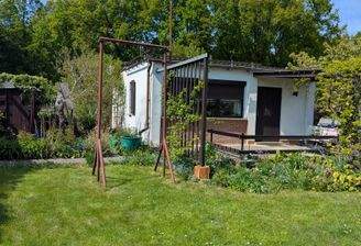 Vorderansicht Blick von der Wiese