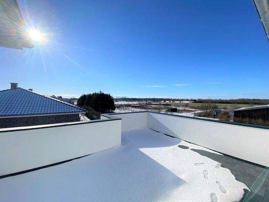 sonnige Dachterrasse