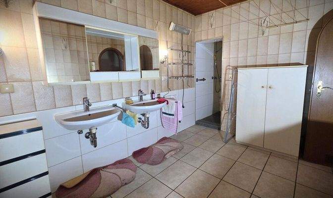 Badezimmer Hinterhaus