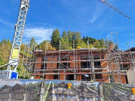 Neubau_Luxus_Zentral_Zimmerwohnung_Seeber_Immobilien_Immobilienagentur_Bauträger_Pustertal_Kronplatz_Berge_Wandern_Zweitwohnsitz