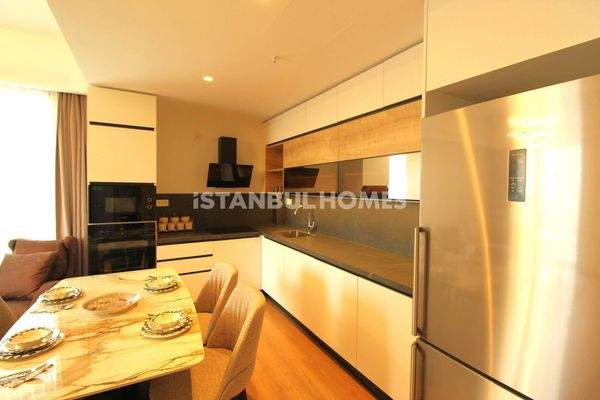 1, 2, and 3-Bed Flats with Shared Pool in Istanbul Bağcılar