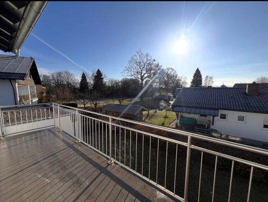 Sonnenterrasse mit freiem Blick ins Grüne