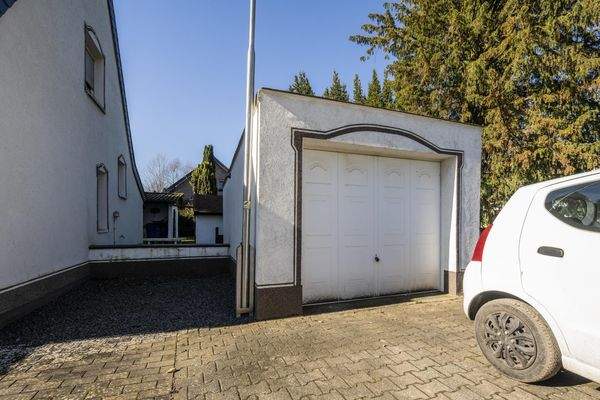 Garage am Haus