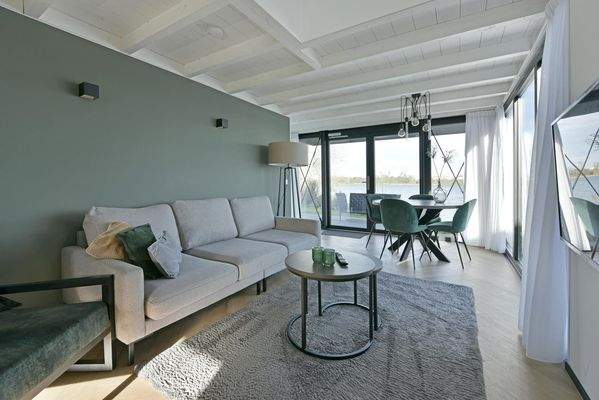 Luxus 4-Personen-Ferienhaus direkt am Wasser im Roompot Lakeside Resort Brielle mit 2 Schlafzimmern und 2 ensuite Badezimmern027