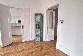 Original Jugendstilkachelofen