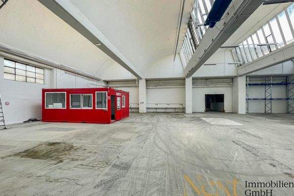 Innenansicht Lagerhalle II