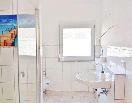 Badezimmer - Wohnung - Nr. 3 - Neubau  (EG)