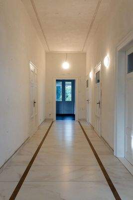 EG - Flur mit Fußbodenheizung