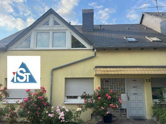 Haupteingang außen.jpg