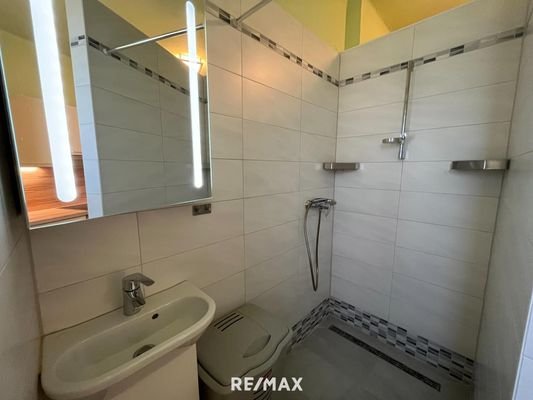 Badezimmer 1