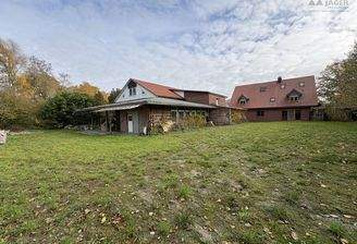 Rückansicht Anwesen