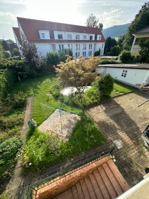 Gartengrundstück hinter dem Haus