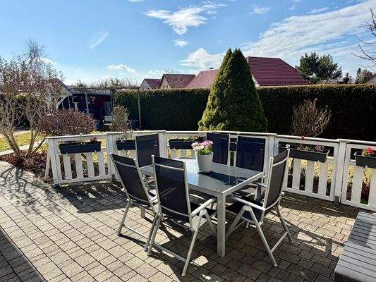 Zweite Terrasse (Süd-West-Ausrichtung für perfekte Abendsonne)
