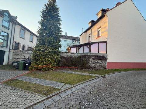 Ettlingen Garage, Ettlingen Stellplatz