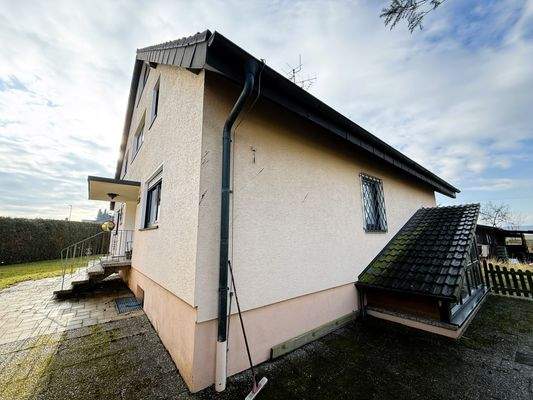 rechte Seitenansicht Haus