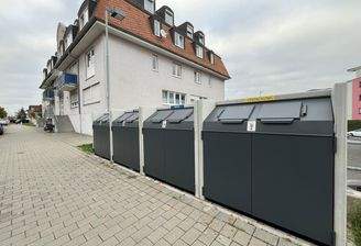 Aussenansicht/Mülltrennung