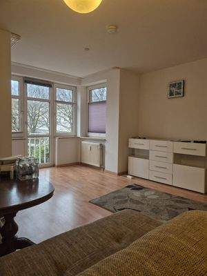 Wonzimmer mit Französichem Balkon