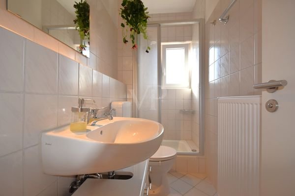Badezimmer DG