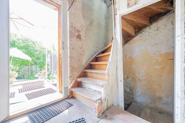 Treppe zum Untergeschossen