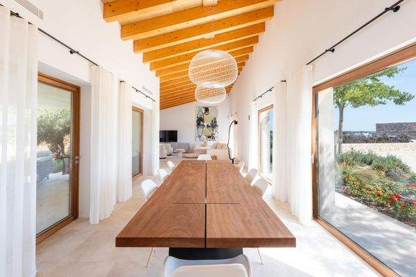 Dining (1)