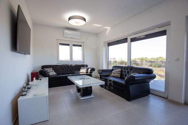 Ein Zuhause mit Stil & Raum für Ihre Familie!