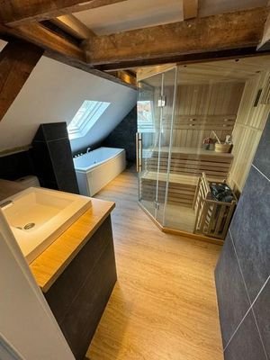 38 Bad und Sauna